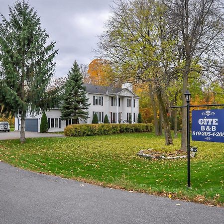 A La Villa Rivermead Gatineau Esterno foto