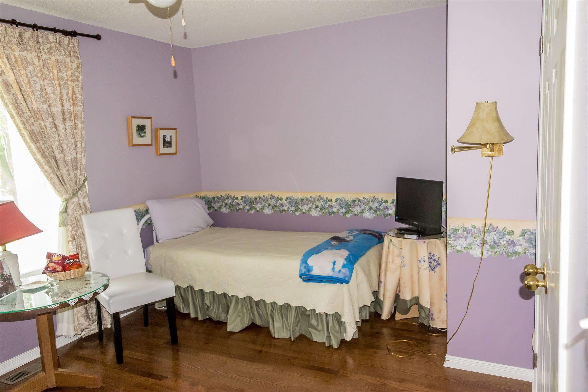 A La Villa Rivermead Gatineau Esterno foto